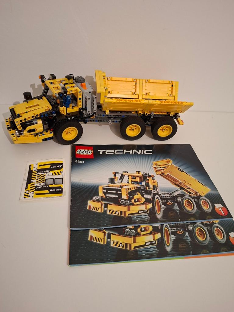 Lego technic 8264 compleet met boekjes en stickers, Kinderen en Baby's, Speelgoed | Duplo en Lego, Lego, Compleet, Ophalen of Verzenden