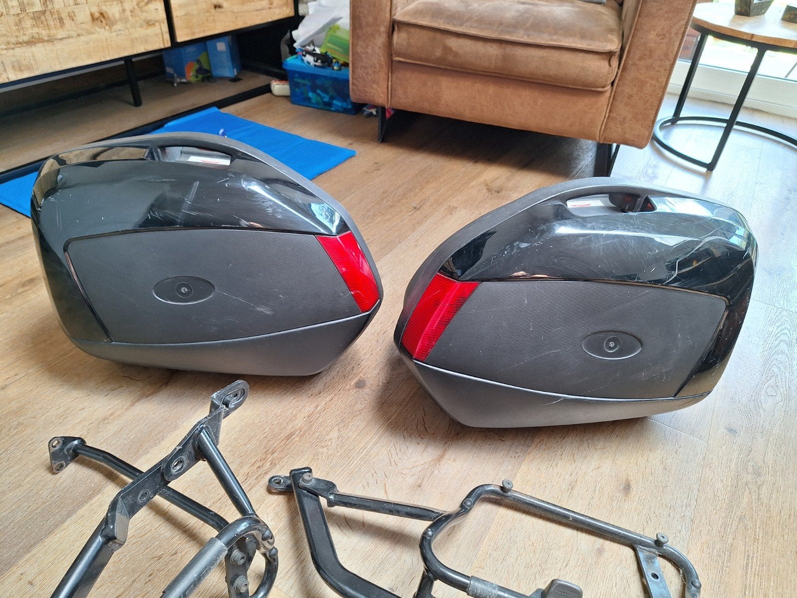 Givi V35 zijkoffers incl. PLX539 beugels, Motoren, Ophalen, Gebruikt