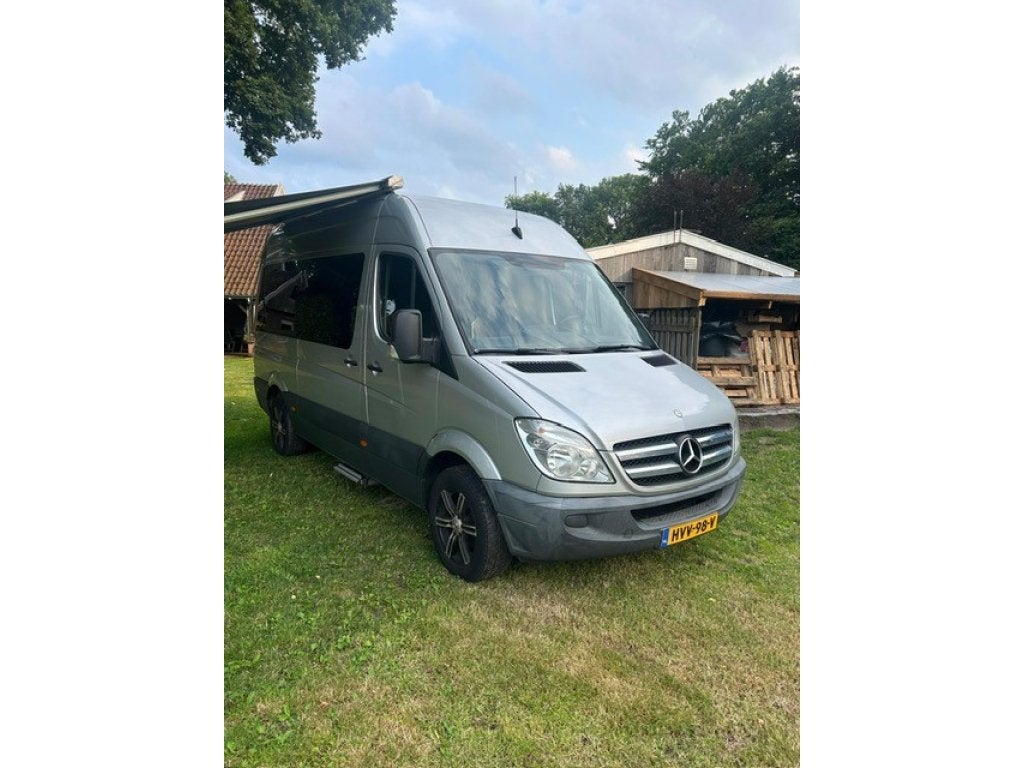 Mercedes-Benz (1039634), Automaat, Buscamper of Camperbus, Luifel, Tot en met 2