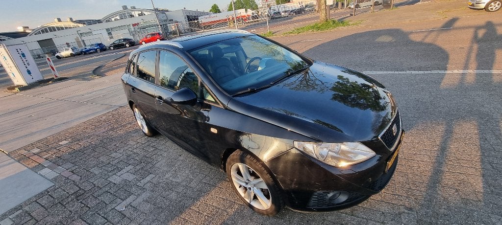 Seat Ibiza ST 1.2 TDI Style Ecomotive (Bieden), Auto's, Seat, Euro 5, Zwart, Leder, Stationwagon