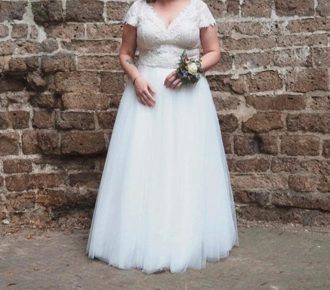 trouwjurk mooie kanten top + tule rok, Ophalen of Verzenden, Zo goed als nieuw, Wit, Trouwjurk