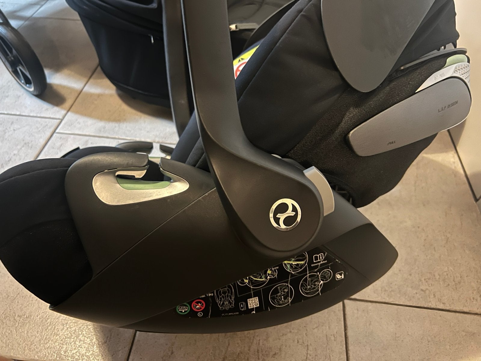 Foto 14 van Cybex priam 4 black/rose gold