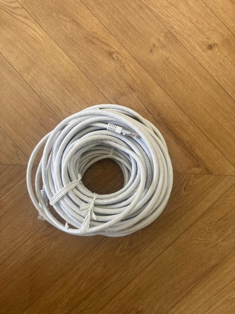 UTP Cat5e Netwerkkabel - Ongebruikt, Verzenden, Nieuw
