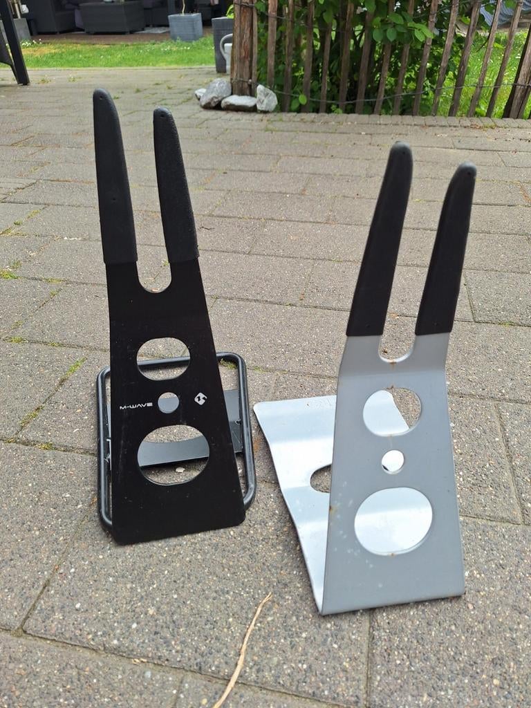 Zware metalen fietsenstandaard voor racefiets (per stuk/set), Ophalen, Gebruikt