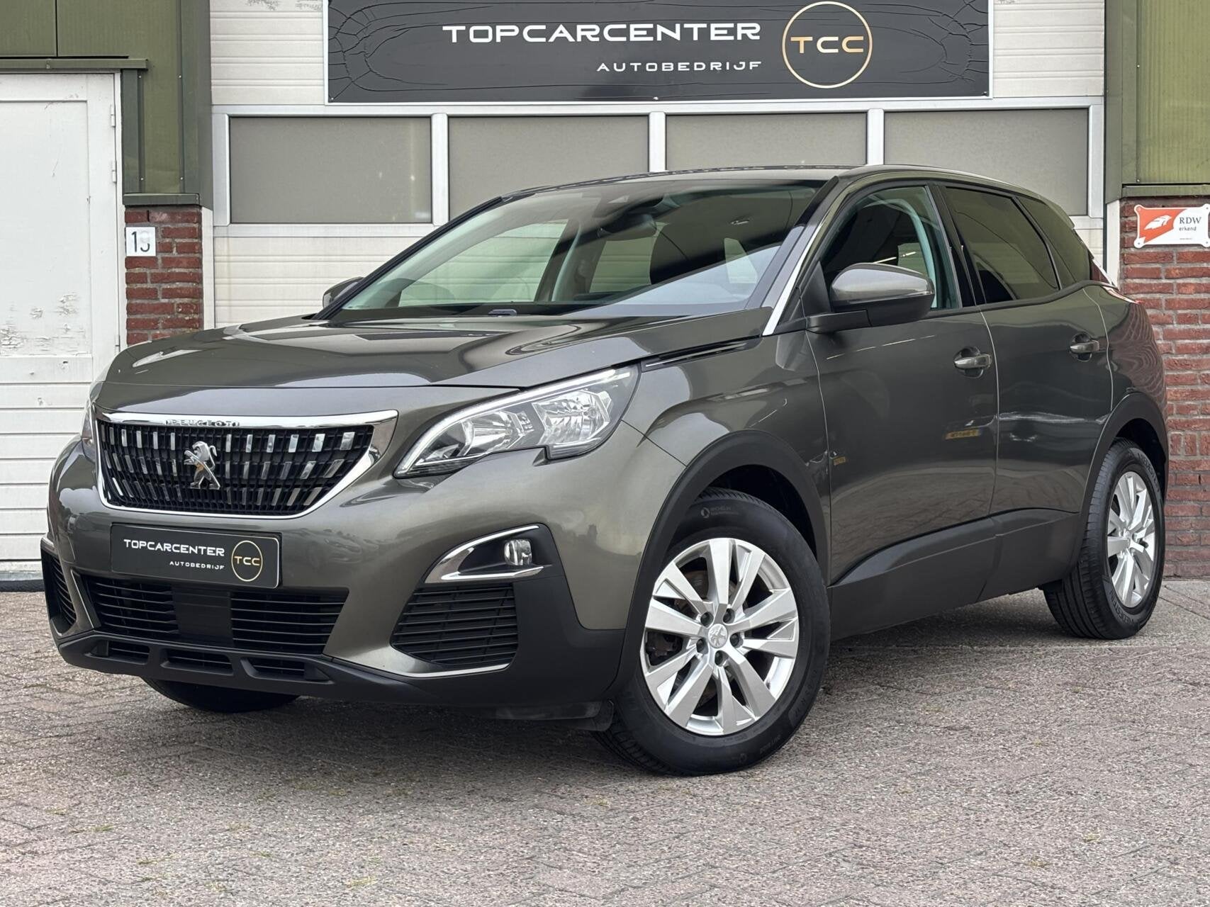 Peugeot 3008 1.2 Blue Lease Executi/TREKH/PARKS/NAVI/APK/NAP, Auto's, Gebruikt, Euro 6, 1199 cc, Origineel Nederlands
