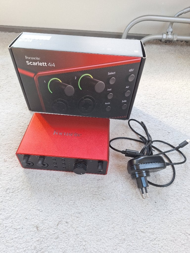 Focusrite Scarlett 4i4 4th gen audio interface, Ophalen of Verzenden, Zo goed als nieuw