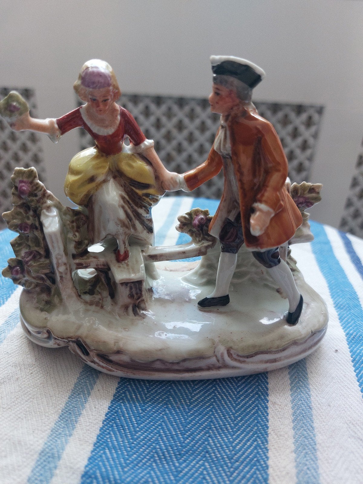 Vintage Porseleinen Beeldje: Dansend Paar, Ophalen of Verzenden, Zo goed als nieuw, Dier