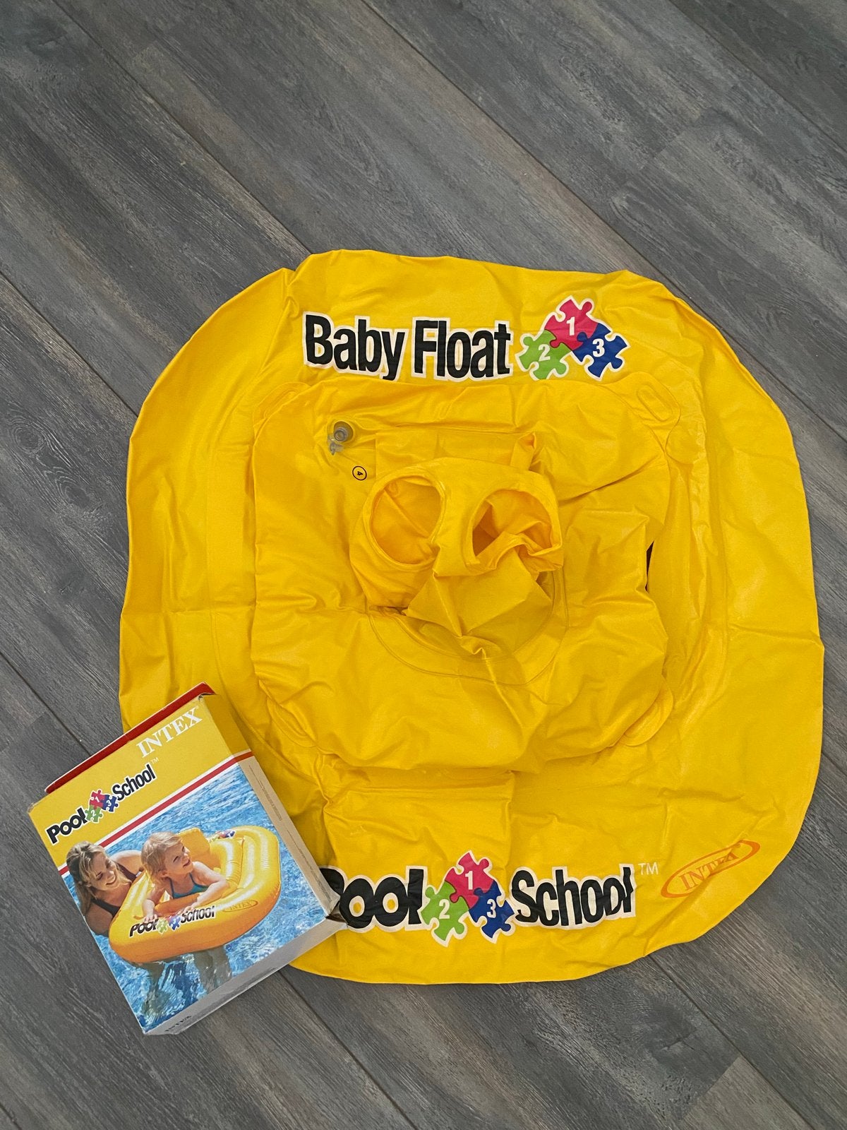 Intex Babyfloat - Veilig Zwemplezier voor de Kleintjes, Ophalen of Verzenden, Zo goed als nieuw, Overige typen
