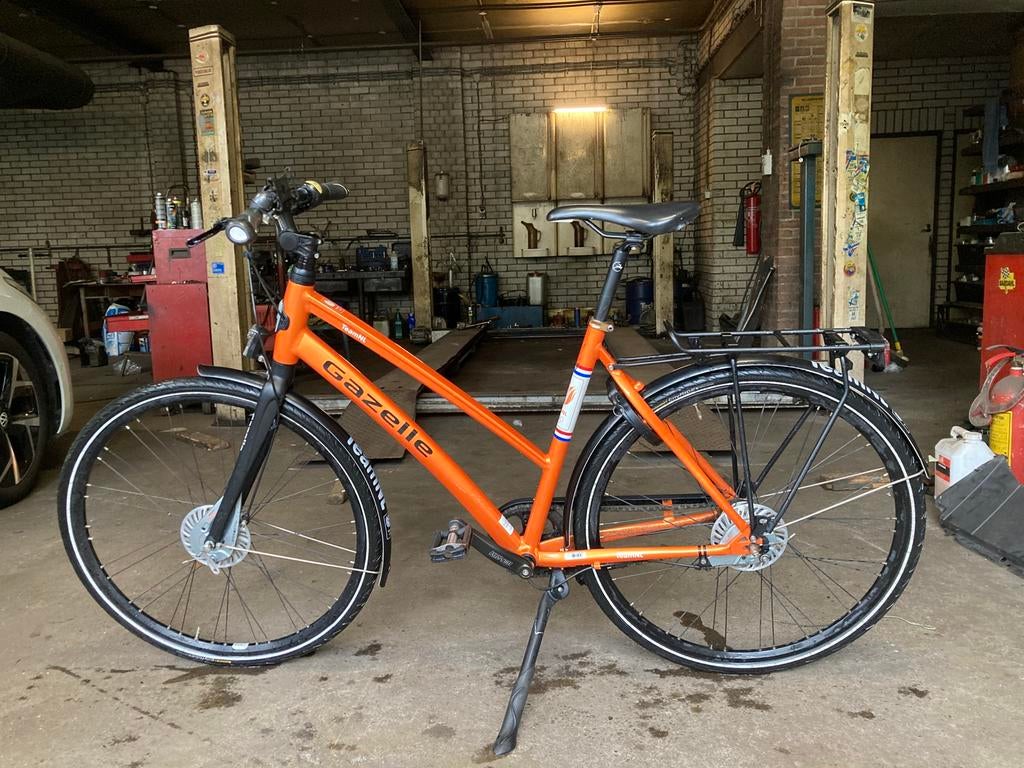 Gazelle damesfiets TeamNL editie, Zo goed als nieuw, Gazelle, Minder dan 10 versnellingen, 28 inch