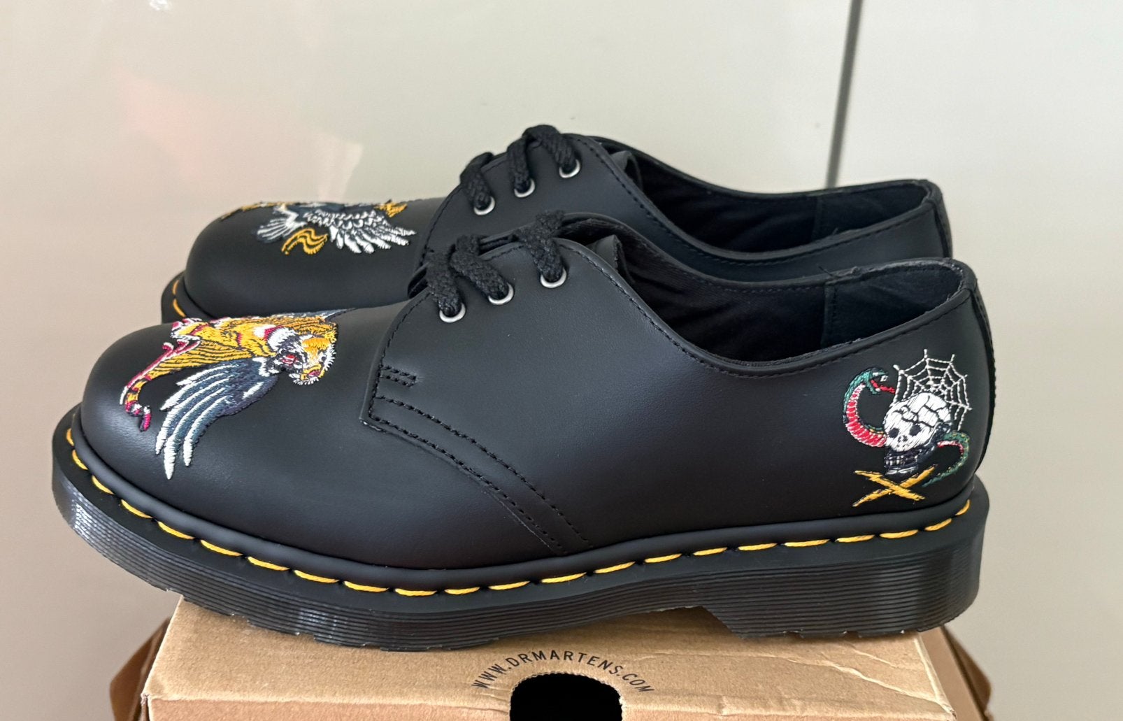 Dr. Martens 1461 Souvenir mt 39, Kleding | Dames, Schoenen, Zwart, Overige typen, Nieuw, Ophalen of Verzenden