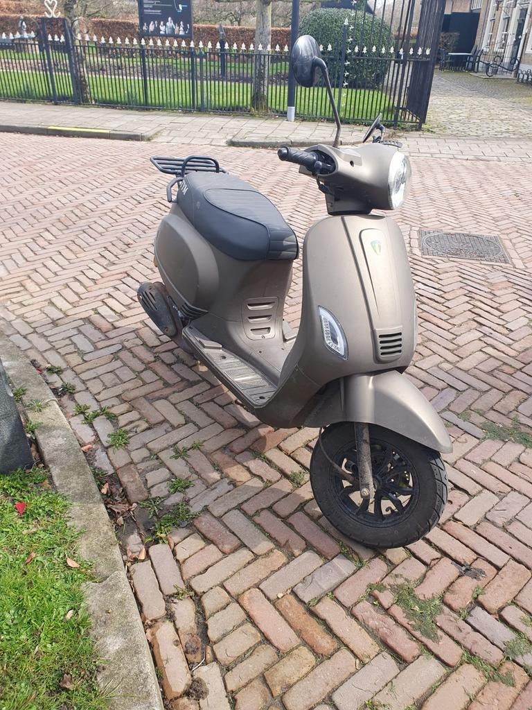 TYM scooter, Fietsen en Brommers, Brommeronderdelen | Scooters, Gebruikt, Overige merken, Overige typen, Ophalen