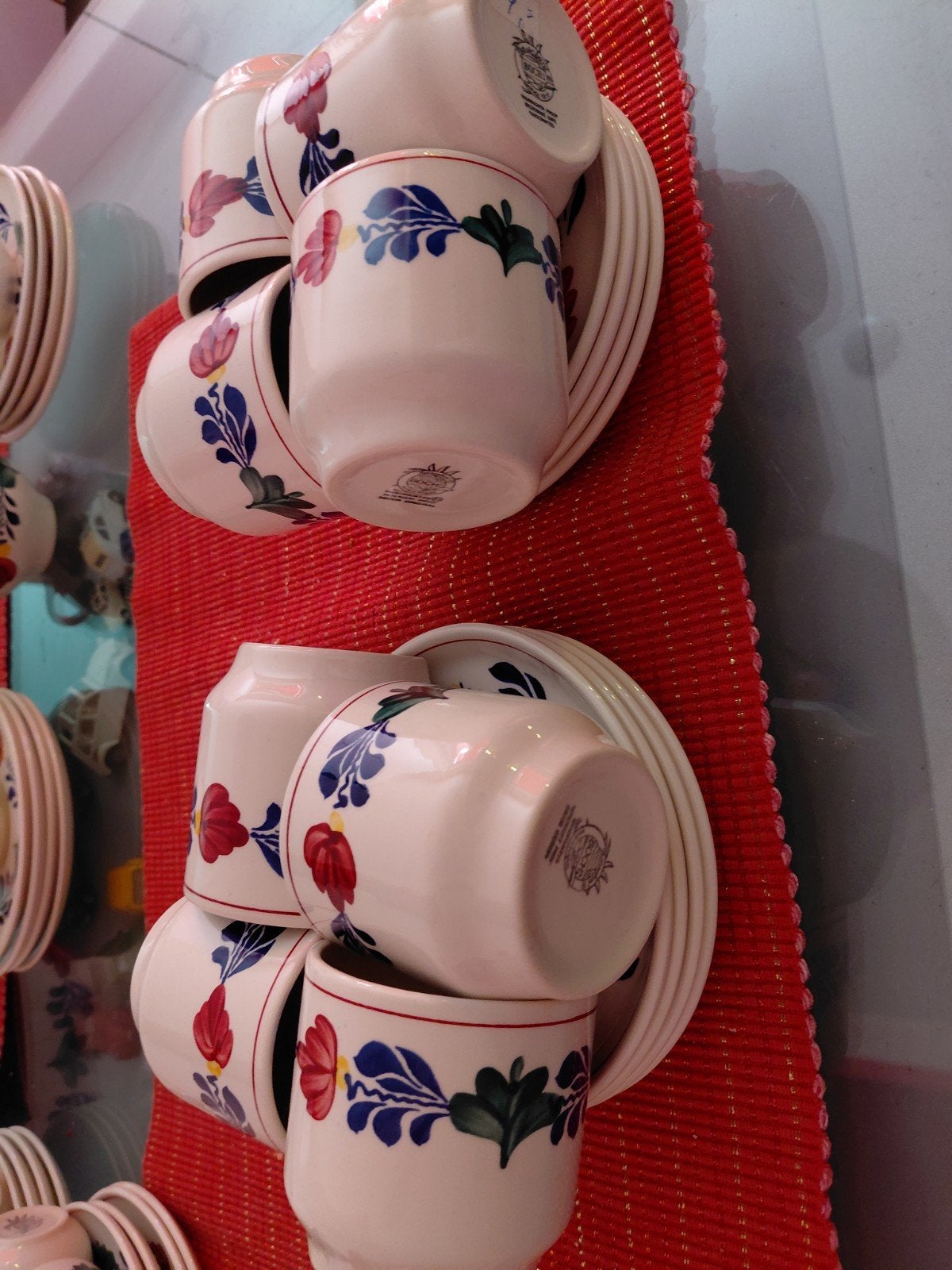 8 Boerenbont kop en schotels - Boch Frères, Antiek en Kunst, Antiek | Servies los, Ophalen of Verzenden