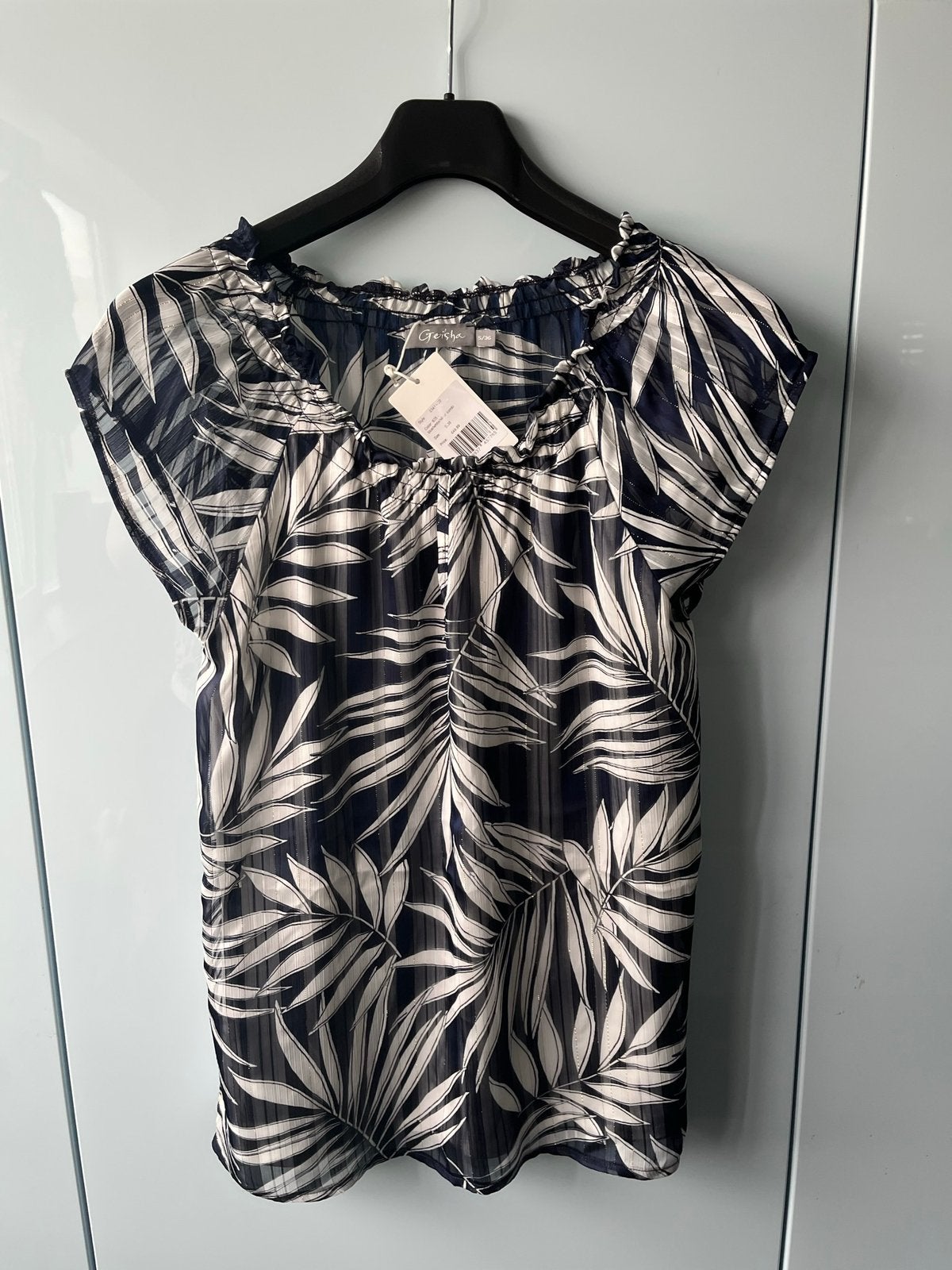 Geisha blouses blauw wit bladerprint  maat 36 nieuw, Kleding | Dames, Ophalen of Verzenden, Nieuw, Maat 36 (S), Blauw
