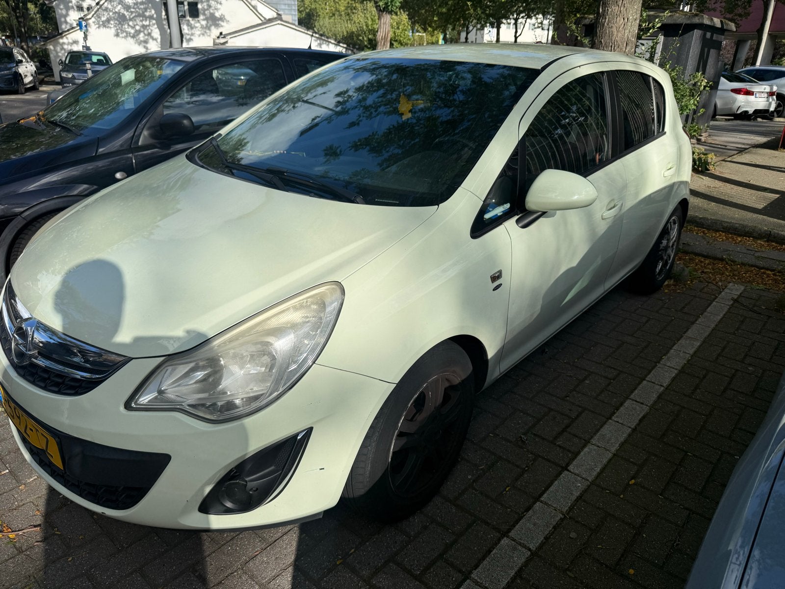 Opel Corsa 1.2 Ecoflex 5D 2011 Wit, Auto's, 1063 kg, 4 cilinders, 1229 cc, Handgeschakeld