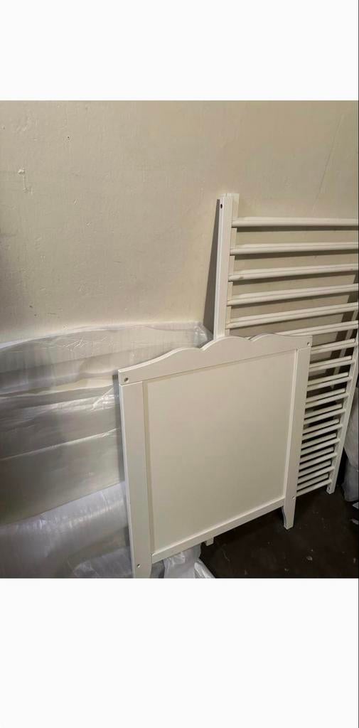 IKEA Ledikant met matras, Ophalen of Verzenden, Gebruikt, Ledikant