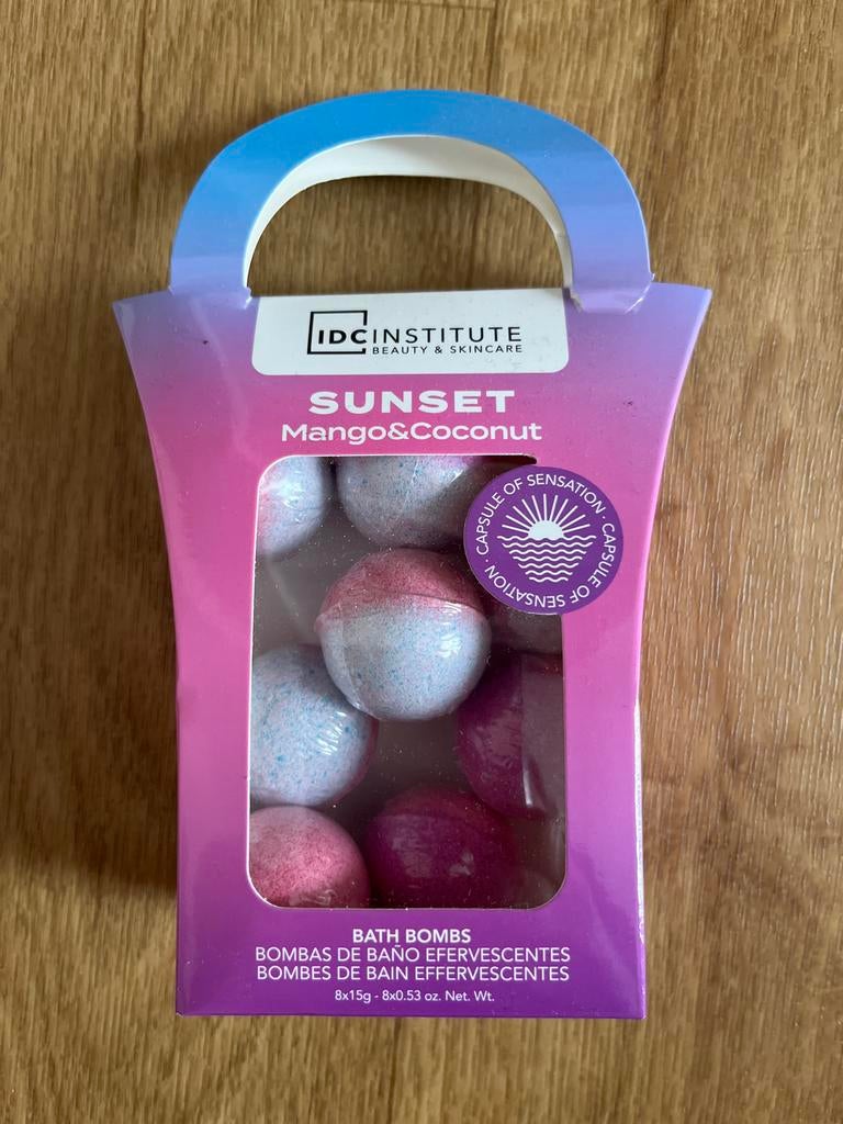 IDC  Sunset Mango & Coconut Badbommen bruisbal (8 stuks), Ophalen, Nieuw, Bad & Douche
