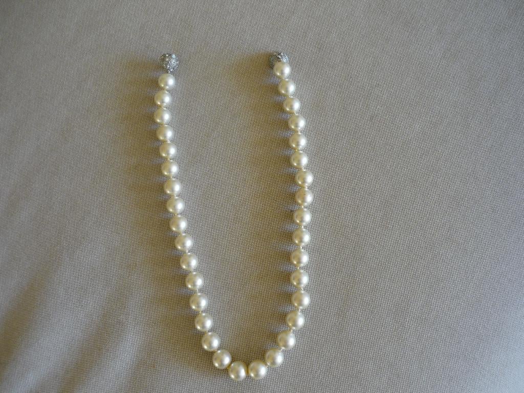 Prachtige parelketting met magneetsluiting, Overige materialen, Gebruikt, Overige kleuren, Verzenden