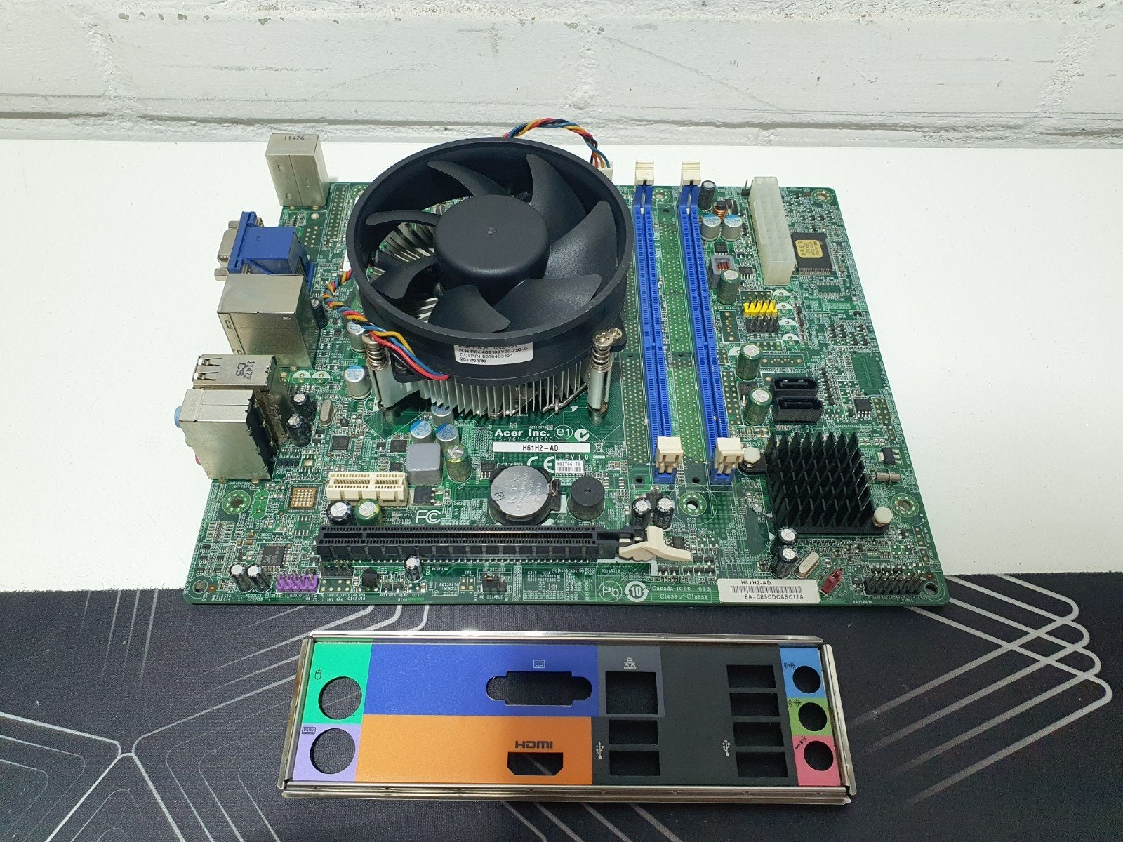 Acer H61H2-AD moederbord + Core i3-2120 | Socket 1155, Computers en Software, Moederborden, ., Refurbished, DDR3, Ophalen of Verzenden