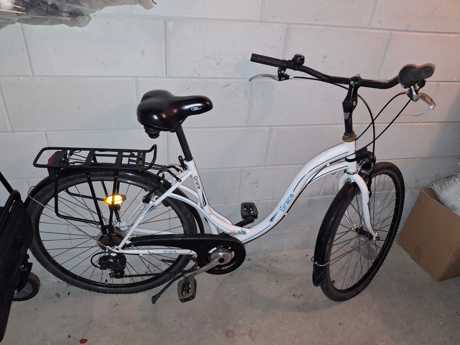 mama fiets, Ophalen