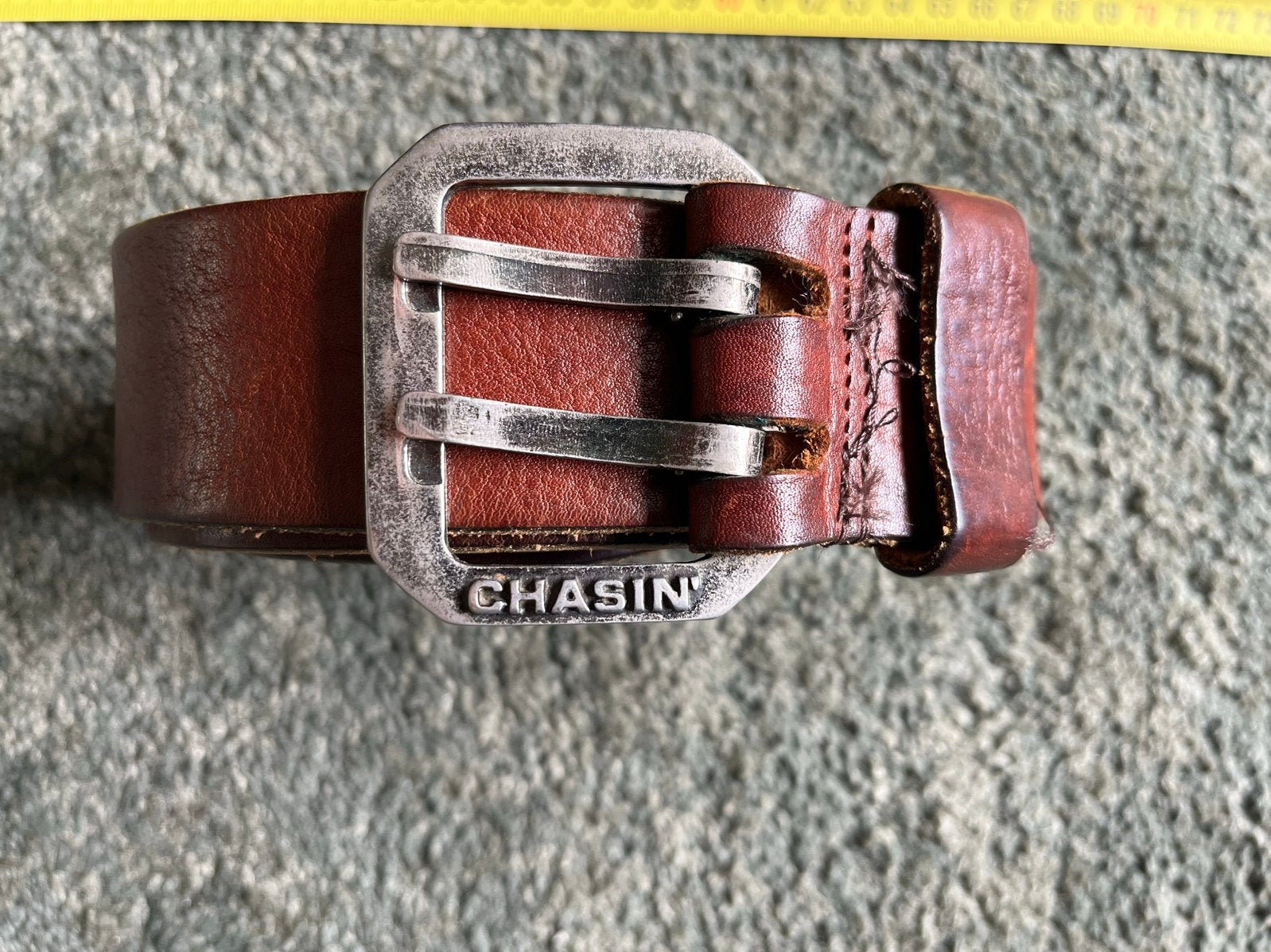 Chasin' Leren Riem - Bruin, 115 cm of meer, Kleding | Heren, Riemen en Ceinturen, Bruin, Echt leder, Ophalen of Verzenden, 115 cm of meer