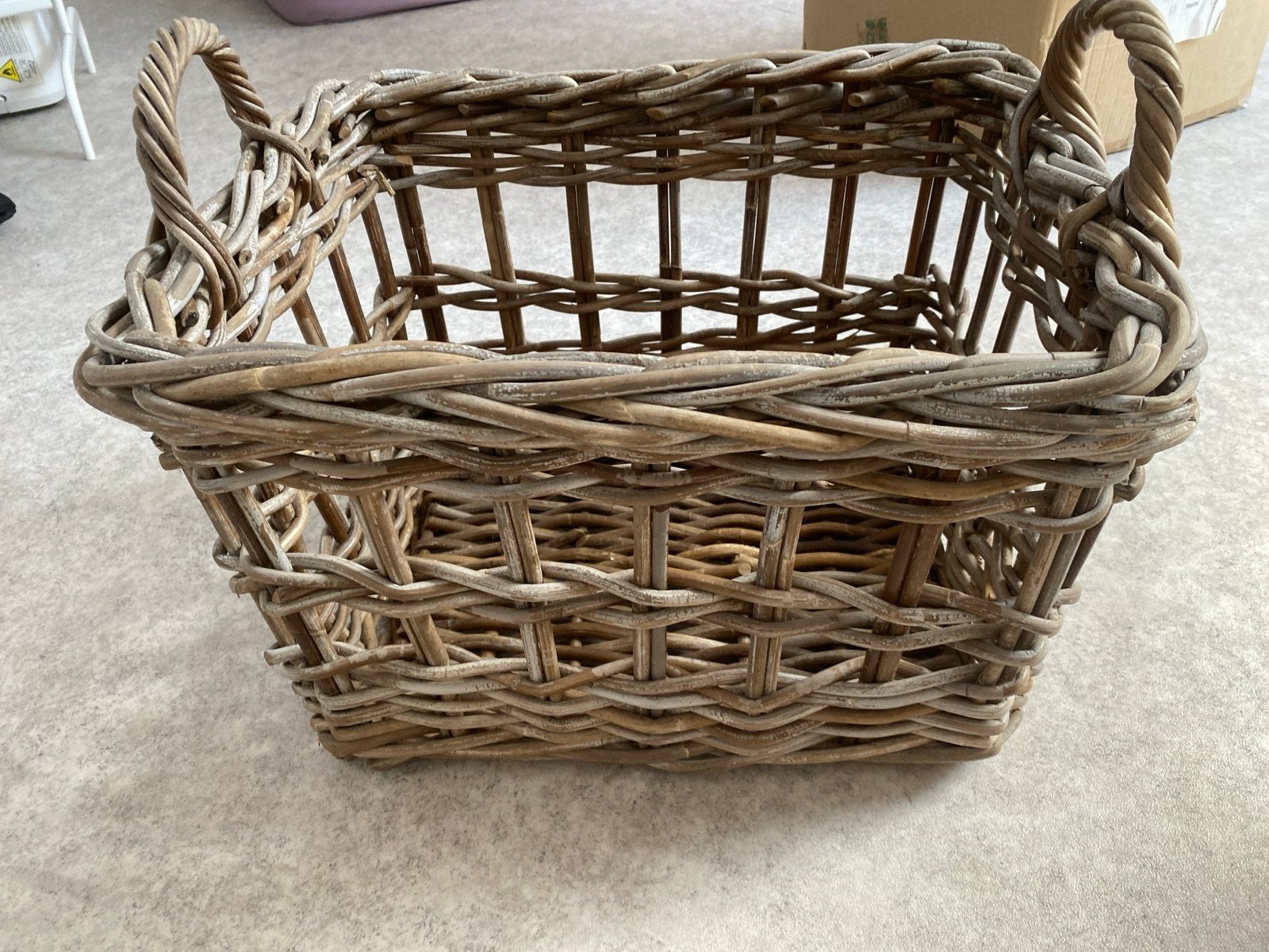 Grote rieten mand met handvatten, Minder dan 50 cm, Gebruikt, Ophalen of Verzenden, 5 – 50