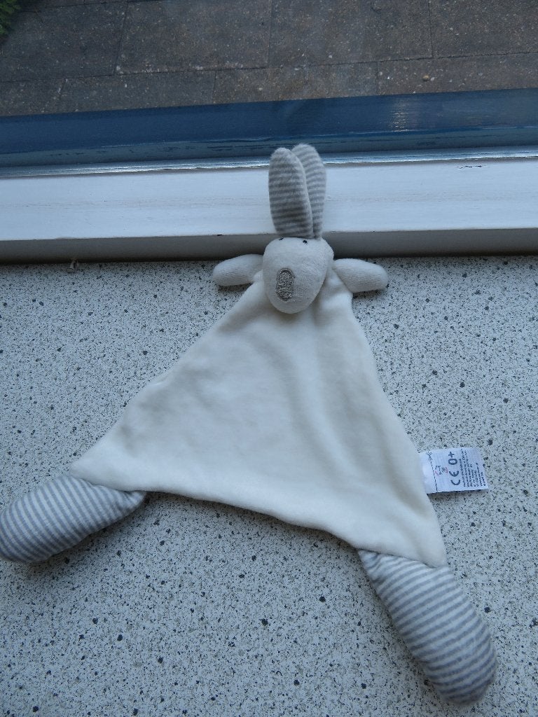 Knuffeldoek konijn merk Bambino van Kruidvat wit/grijs, Ophalen of Verzenden, Zo goed als nieuw, Konijn, Met label