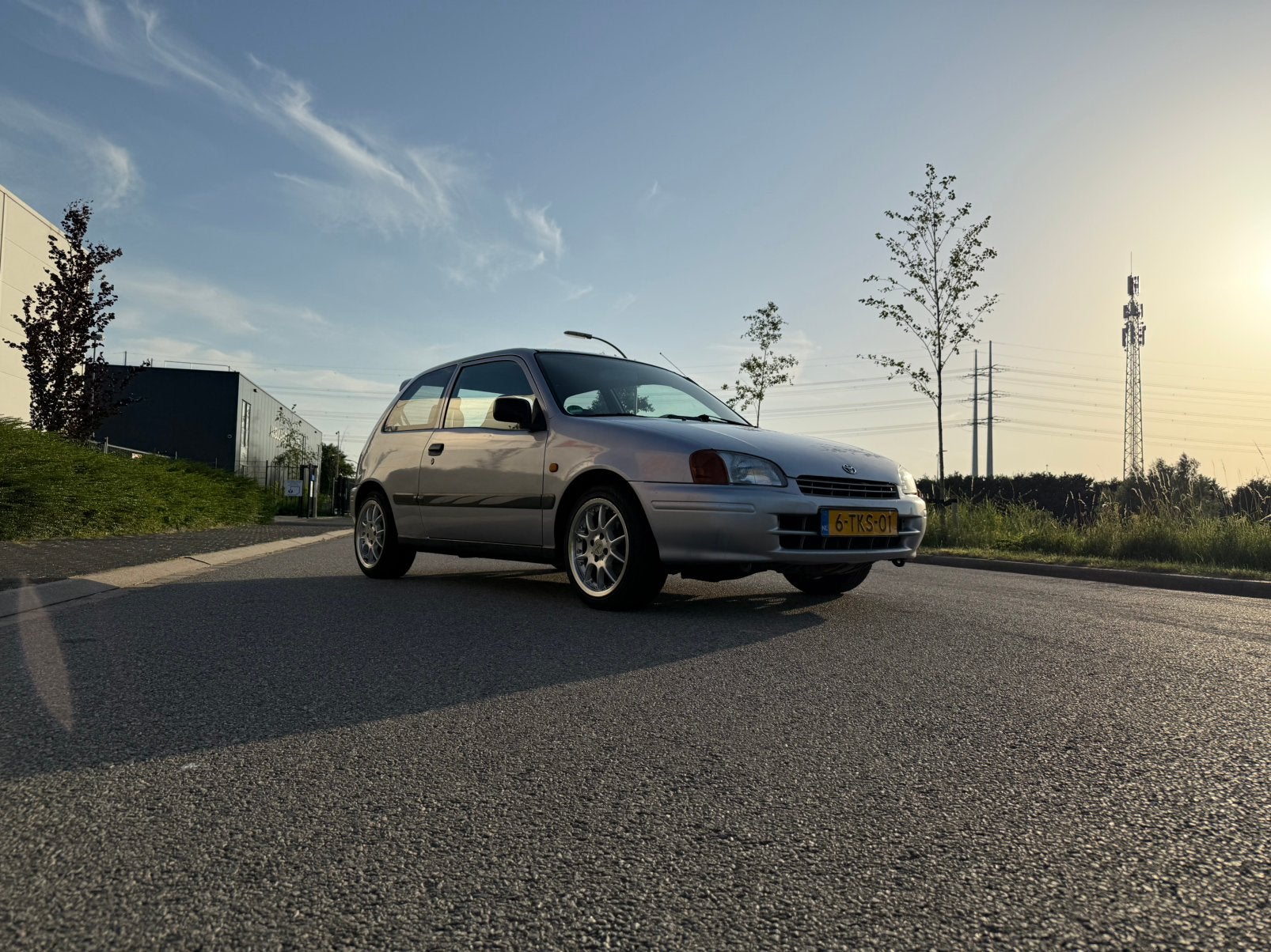 Toyota 1997 Grijs, Auto's, Toyota, Particulier, Starlet, Benzine, Hatchback, Handgeschakeld, Geïmporteerd, Zilver of Grijs, Ophalen