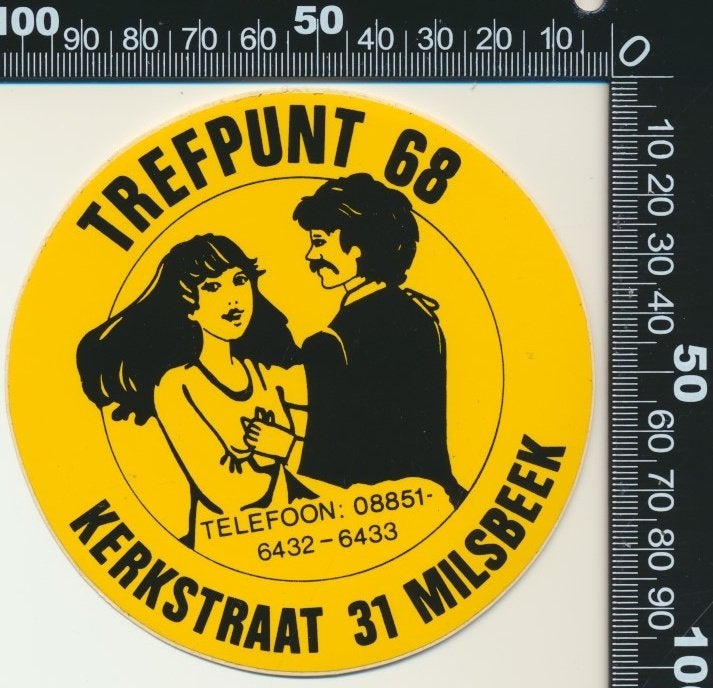 Sticker: Trefpunt 68 - Milsbeek, Verzamelen, Ophalen of Verzenden, Zo goed als nieuw, Bedrijf of Vereniging