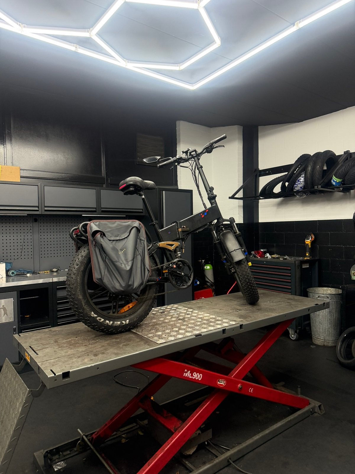 Foto 2 van FATBIKE REPARATIE SNEL GOEDKOOP DEZELFDE DAG KLAAR !