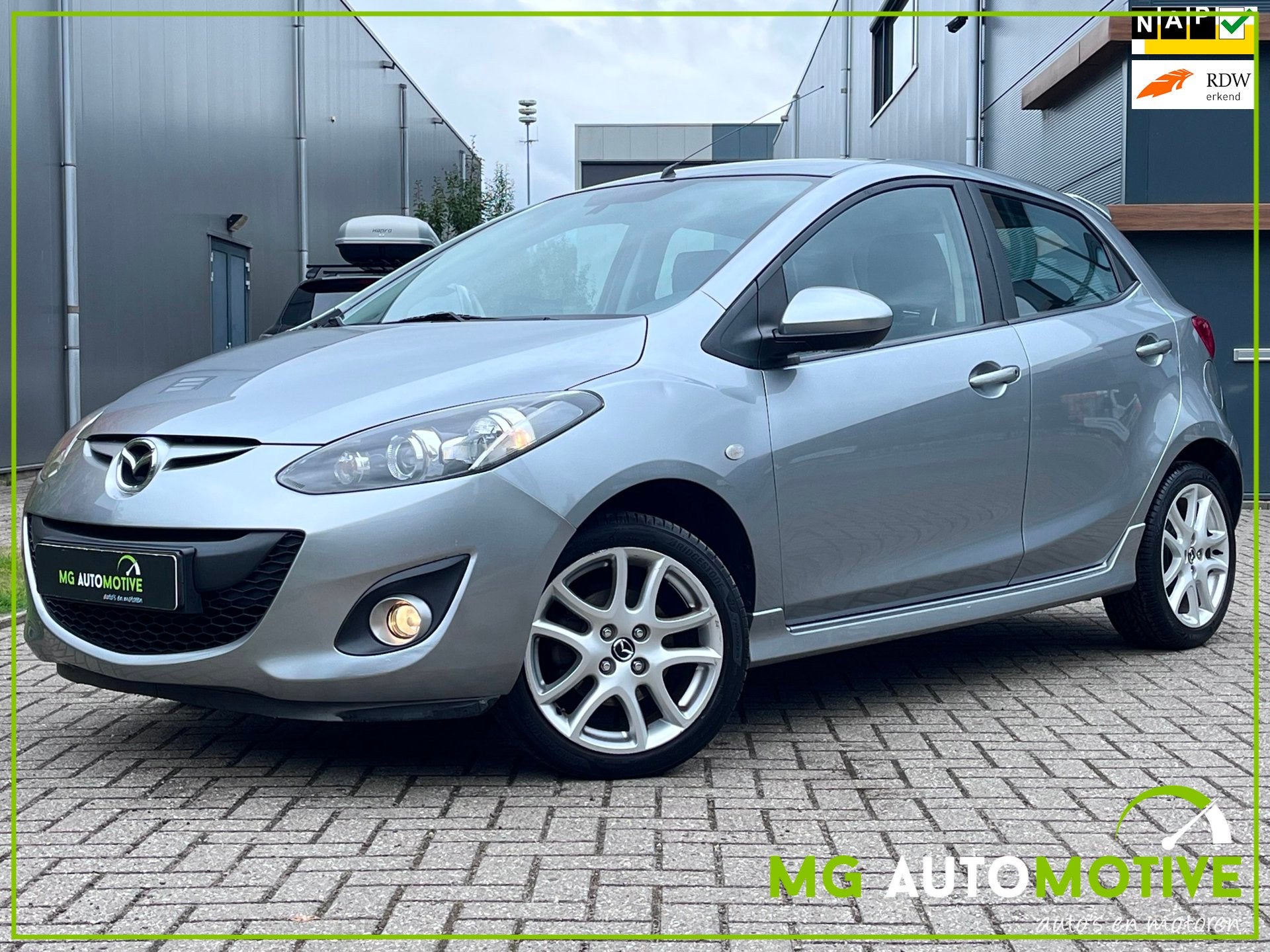 Mazda 2 1.5 GT-M | Climate | Cruise | NL Auto | NAP | 102 PK, Stof, 4 cilinders, 4 stoelen, Stoelverwarming
