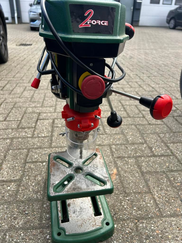 2Force Kolomboormachine - Perfect voor precisiewerk, Doe-het-zelf en Verbouw, Gereedschap | Boormachines, Gebruikt, Kolomboormachine