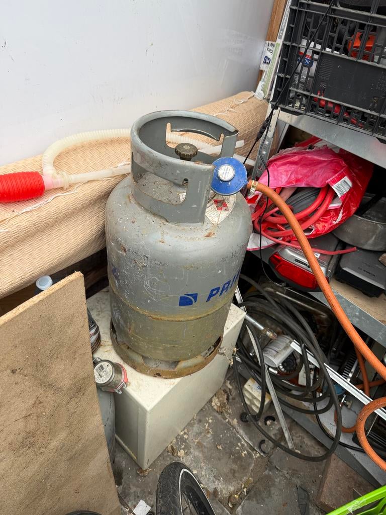 Gasfles met gasklok ophalen on zeist, Ophalen of Verzenden, Gebruikt
