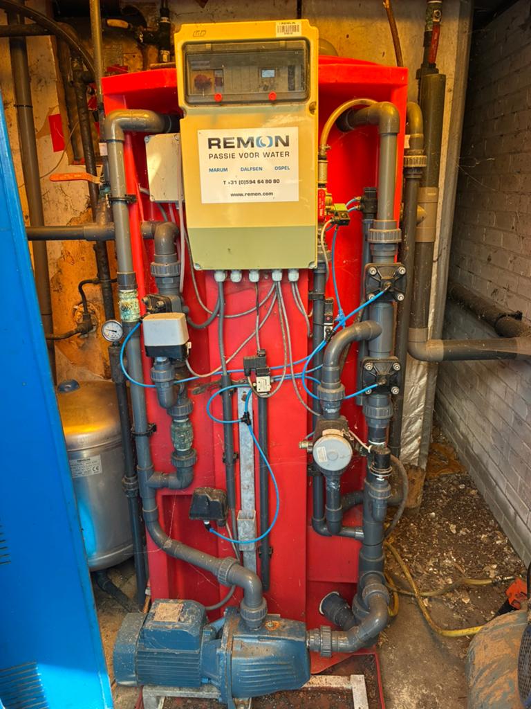 Remon r 710 ontijzeringsinstallatie, Ophalen, Elspeet, Gebruikt, John