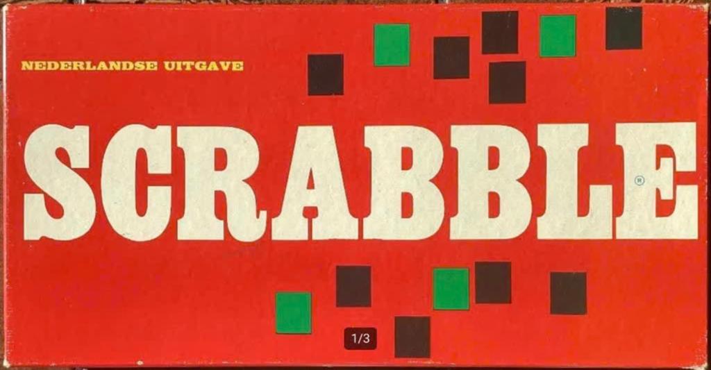 Compleet vintage Scrabble spel – houten letters en plankjes, Ophalen of Verzenden, Zo goed als nieuw
