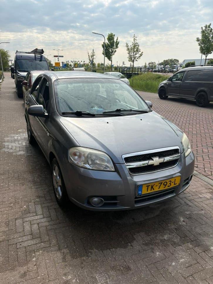 Chevrolet Aveo 1.4 16V AUT 2009 Grijs, Auto's, Chevrolet, 1027 kg, 40 €/maand, Aveo, 4 cilinders