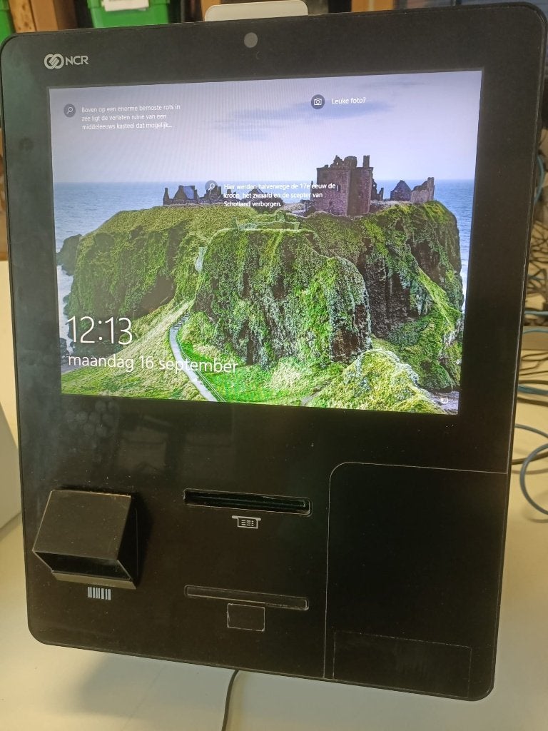 NCR Kiosk,15 inch touch, cel g1820 2,2ghz, 4gbmem, 120gbSSD, Ophalen of Verzenden, Refurbished