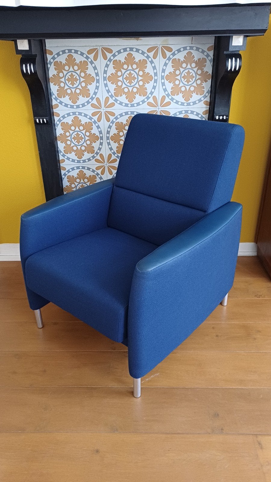 Blauwe fauteuil van Havee, Ophalen, Blauw, Zo goed als nieuw, Leer