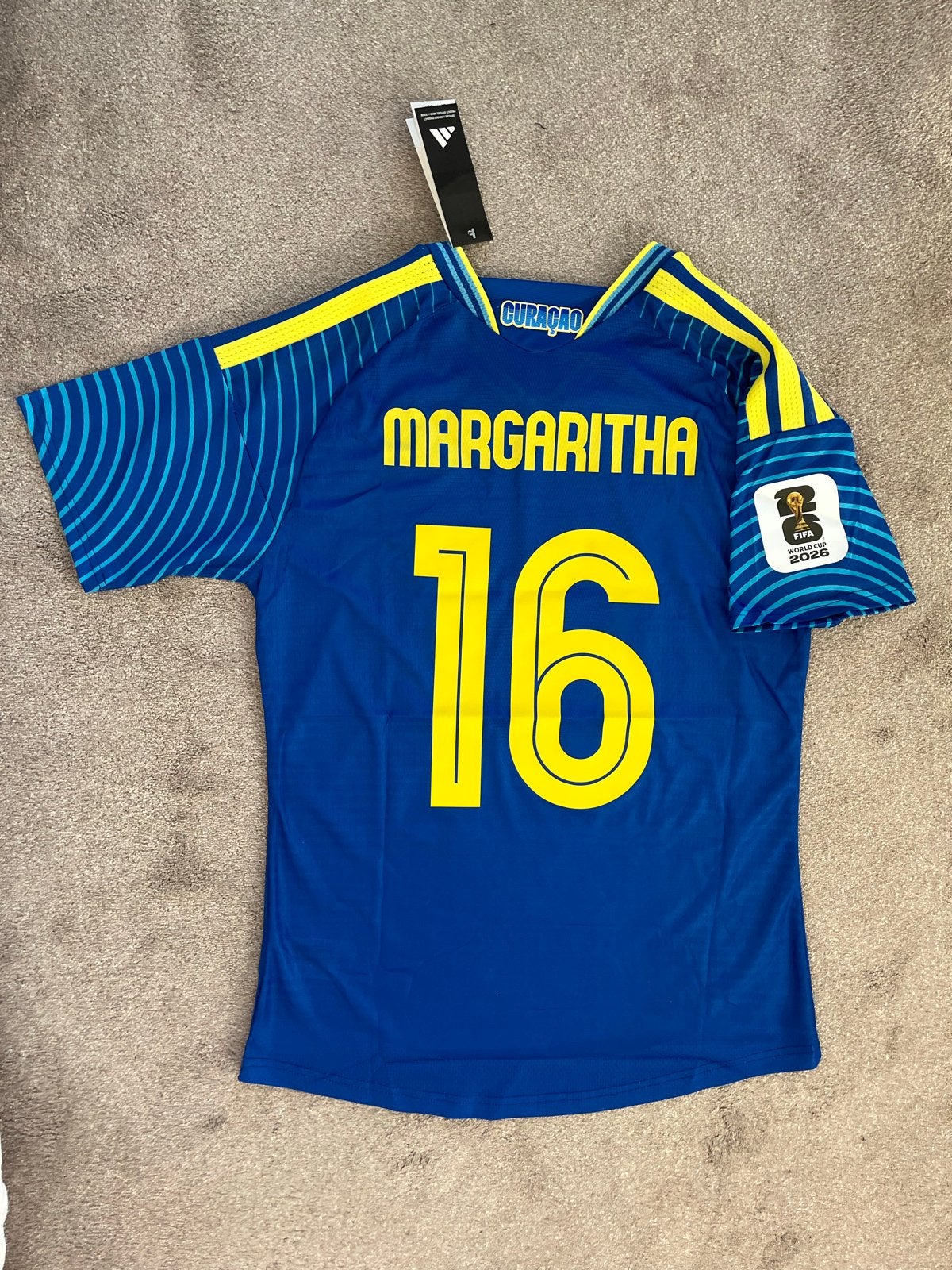 Adidas Curaçao Voetbalshirt FIFA World Cup 2026 Maat M, Nieuw, Ophalen of Verzenden, Voetbal, Maat 48/50 (M)