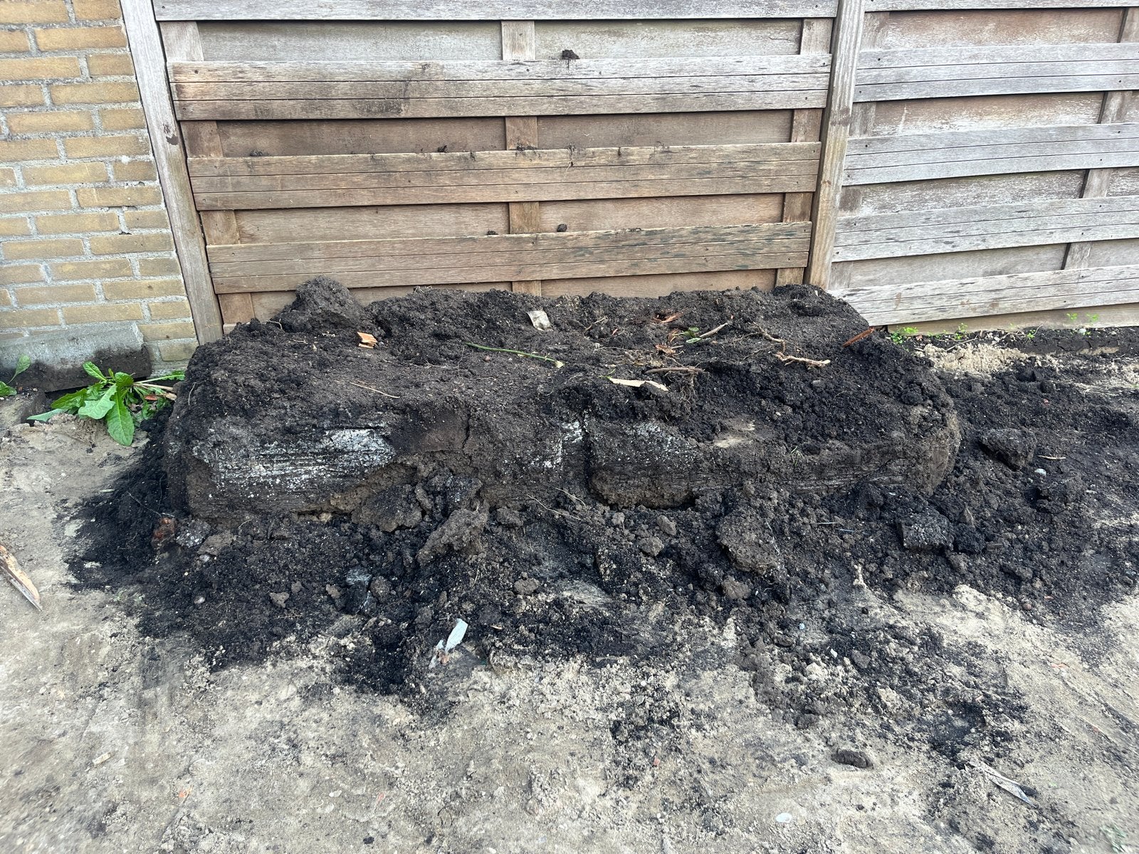 Foto 2 van Gratis Tuinaarde af te halen