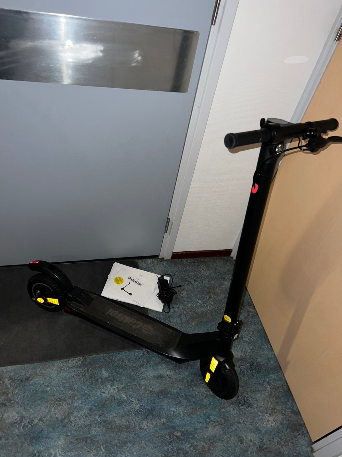 Lexgo R8 elektrische step met oplader, Ophalen, Gebruikt, Elektrische step (E-scooter)