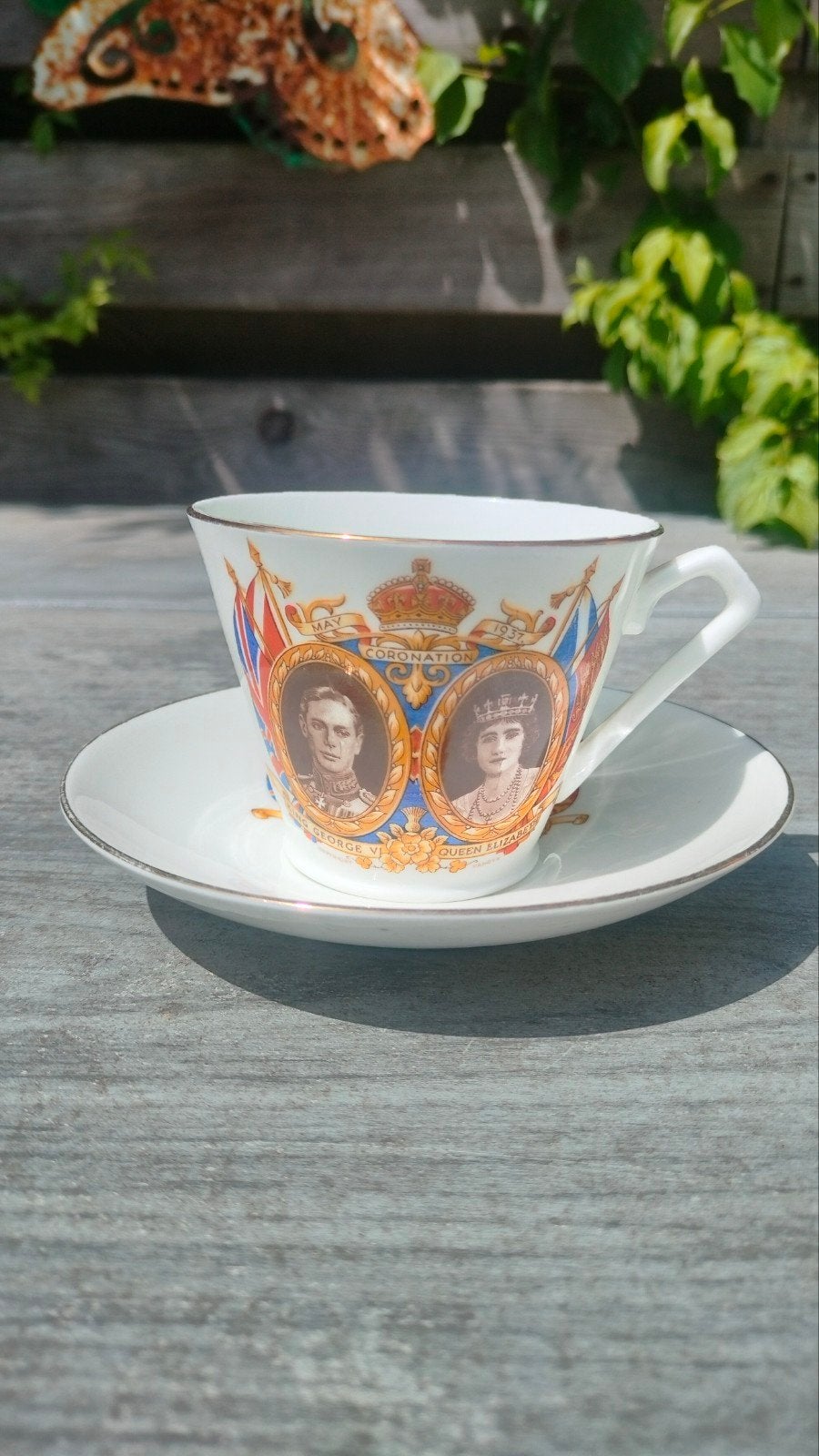 Vintage Kroningskop en schotel George VI & Elizabeth 1937, Verzamelen, Koninklijk Huis en Royalty, Ophalen of Verzenden, Zo goed als nieuw
