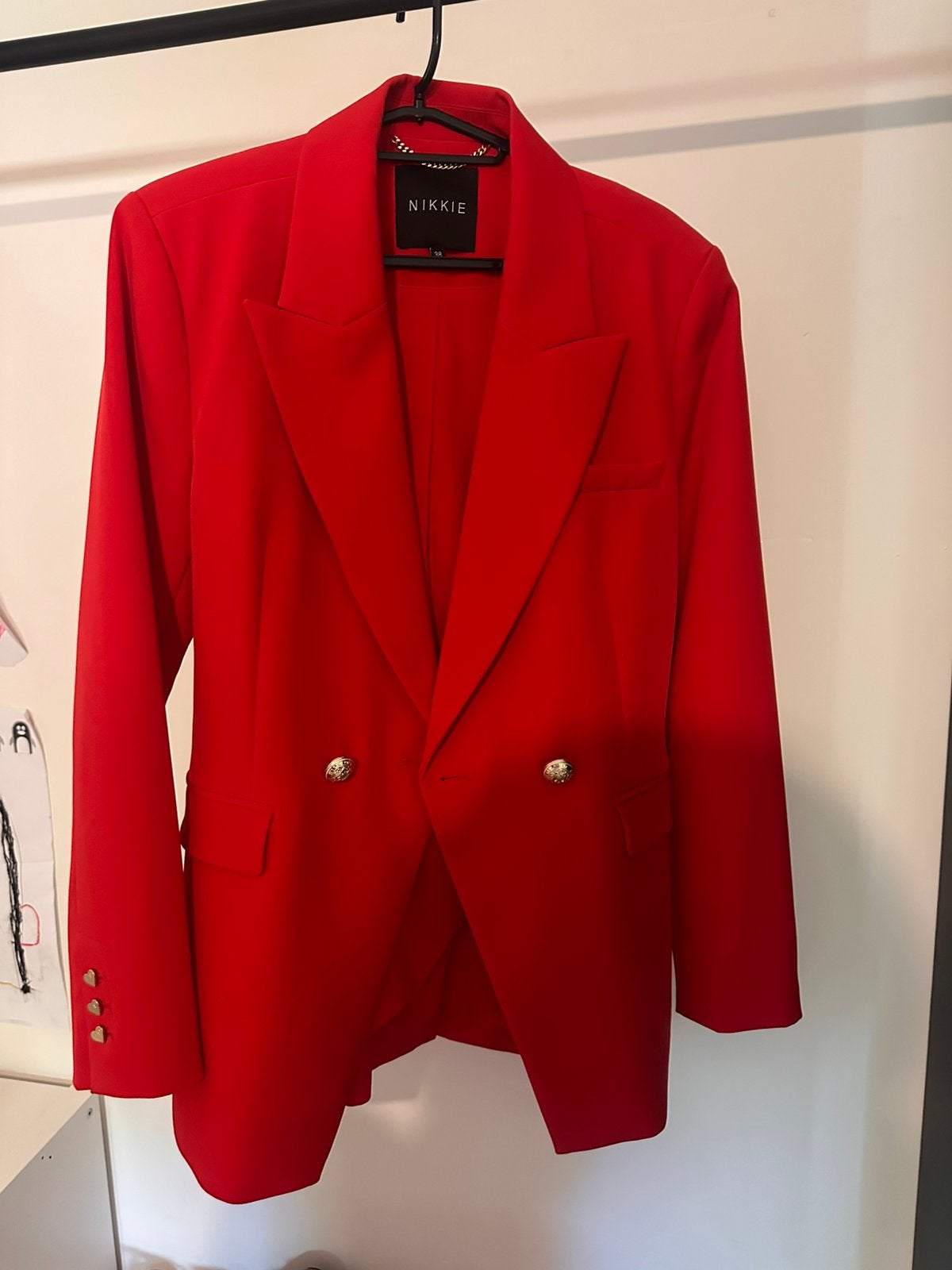 Super Mooi Rood NIKKIE pak!, Ophalen of Verzenden, Zo goed als nieuw, Maat 38/40 (M), Rood