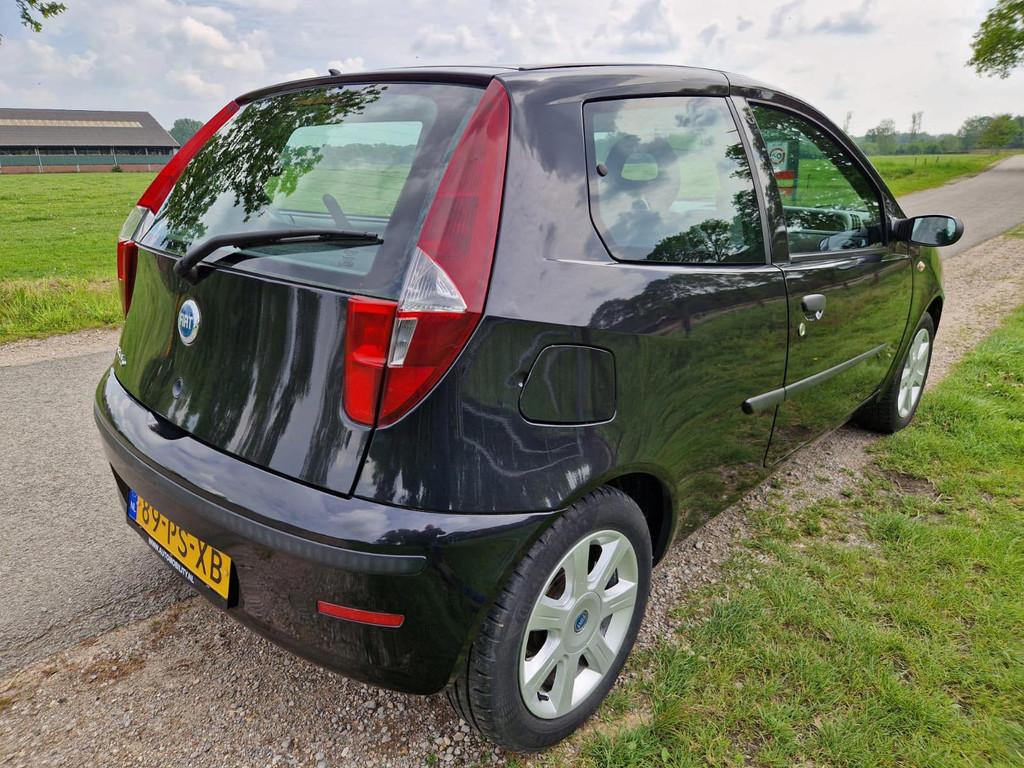 Fiat Punto 1.2 Sound airco pas 52.700km!, Auto's, Fiat, Gebruikt, 4 cilinders, Zwart, Origineel Nederlands