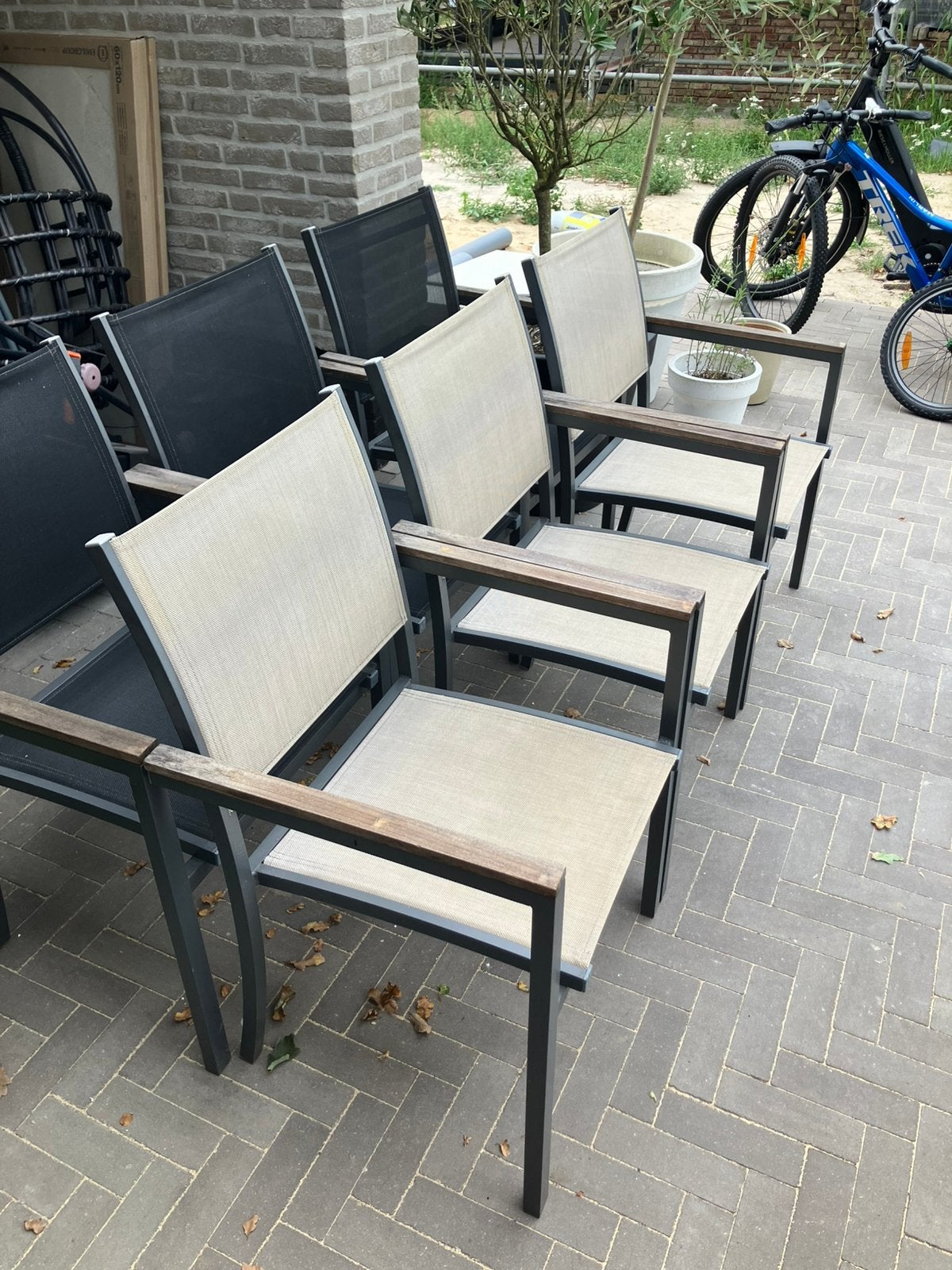 3 beige tuinstoeltjes (set met 3 zwarte), Ophalen, Gebruikt, Aluminium, Stapelbaar