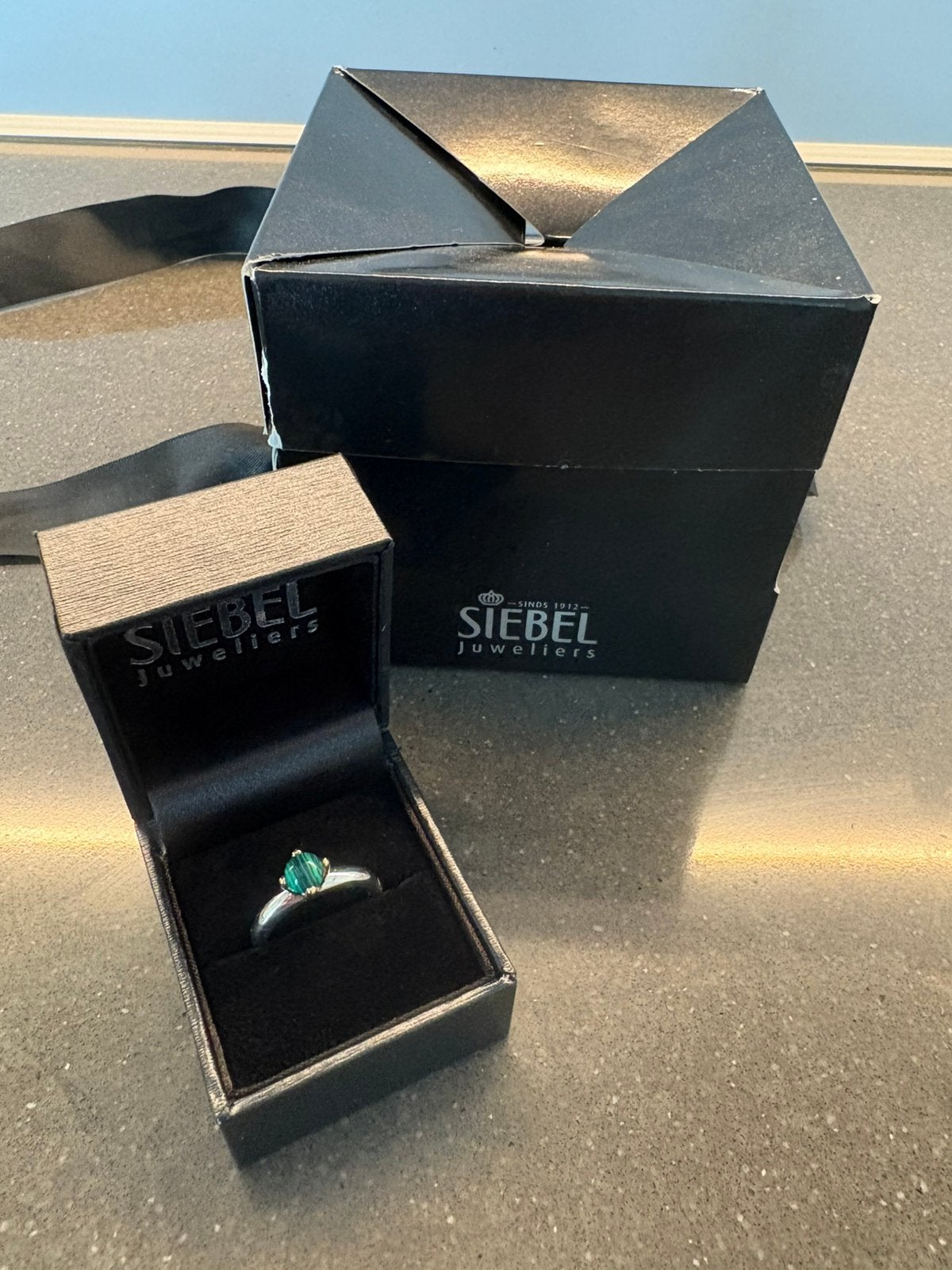 Siebel edelsteen ring, Nieuw, Ophalen of Verzenden, Met edelsteen, Zilver