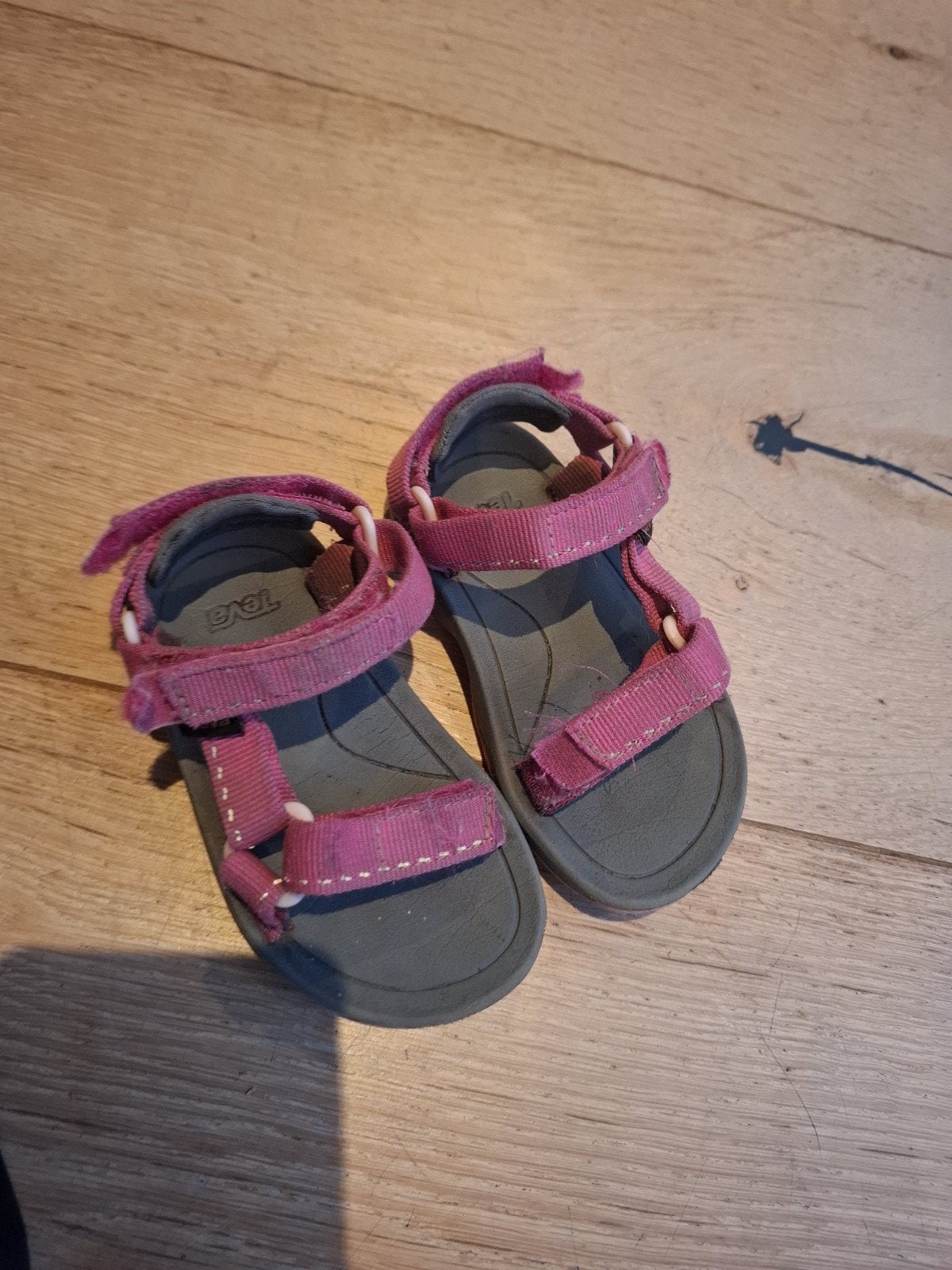 Teva sandalen maat 25, voetbed 15.5 cm, Gebruikt, Meisje, Schoenen, Teva