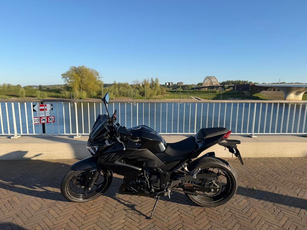 Kawasaki z300 2016, Motoren, Particulier, Naked bike