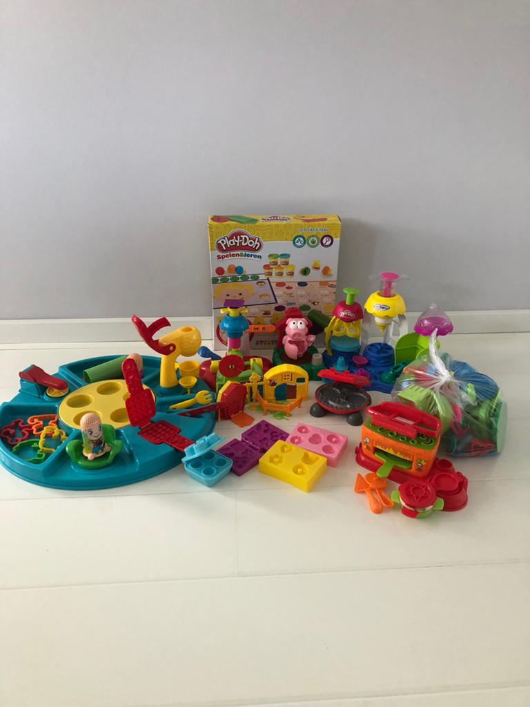 Grote set klei spullen, Kinderen en Baby's, Speelgoed | Educatief en Creatief, Gebruikt, Knutselen, Ophalen