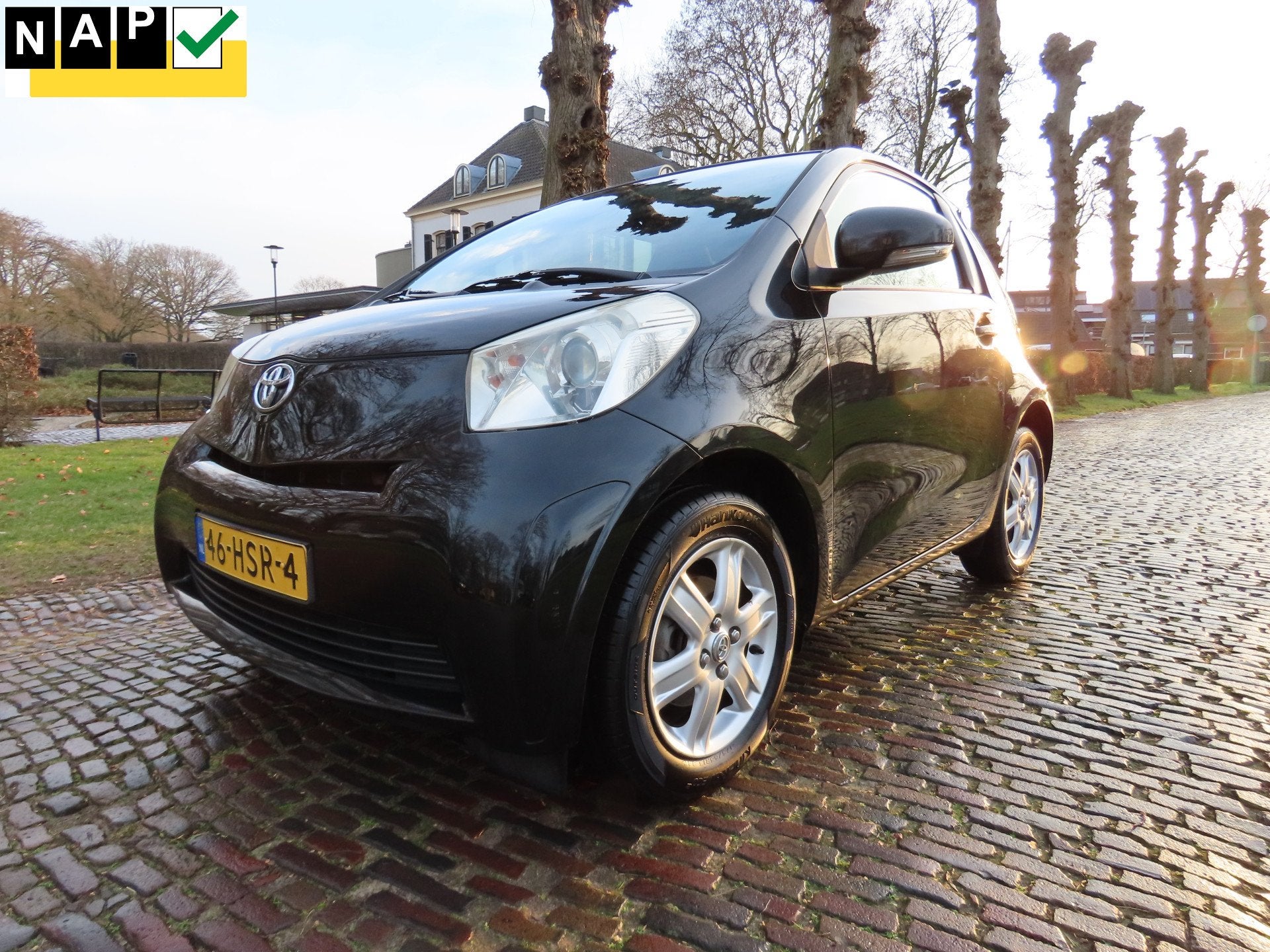 Toyota iQ 1.0 VVTi Comfort Airco Xenon Stuurbekrachtiging Lm, 4 stoelen, Origineel Nederlands, Bedrijf, Handgeschakeld