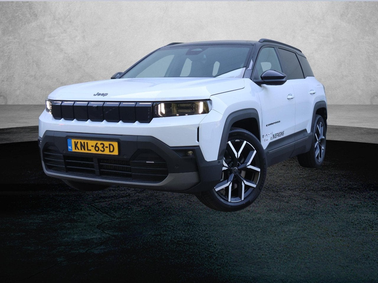Jeep Compass First Edition 74 kWh (bj 2026, automaat), Auto's, Automaat, Gebruikt, 213 pk, Compass